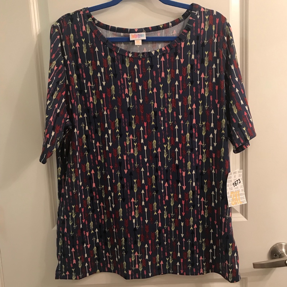Lularoe Gigi Shirt
